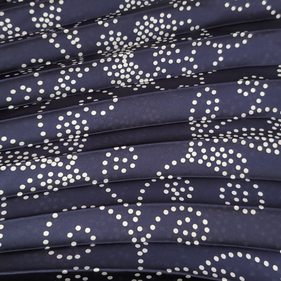 Zara satin effect pleated printed midi skirt navy White floral M NWT 2347/104 - Picture 10 of 11